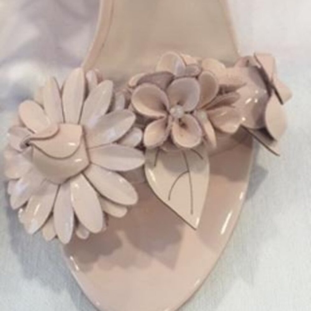 Sophia Webster Nude 3D Floral Design Beautiful 4" Heels Size 7